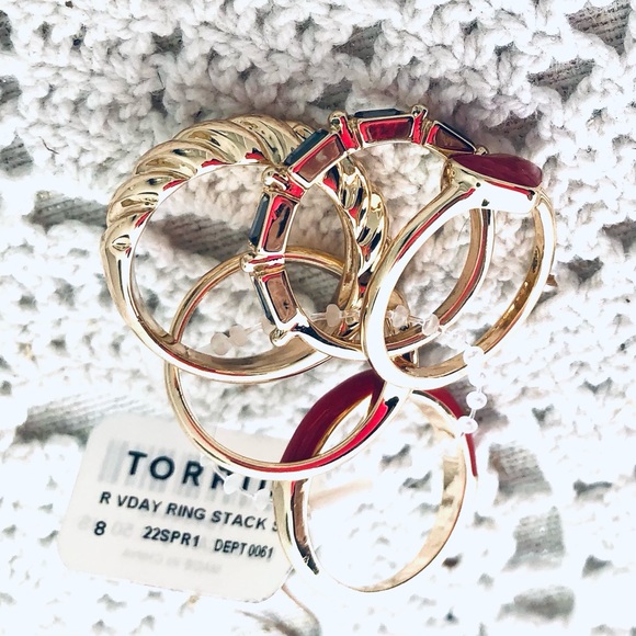 TORRID HEART SIGNET RING SET SIZE 8 - Picture 5 of 7